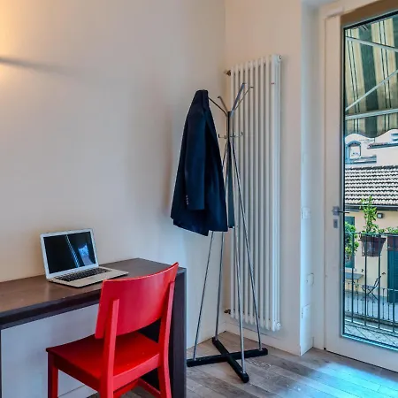 Apartment Duomo-navigli - Elegante In Centro Storico