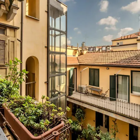 Duomo-navigli - Elegante In Centro Storico Apartamento Milão